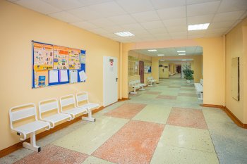 Коридор школы в Мурманске