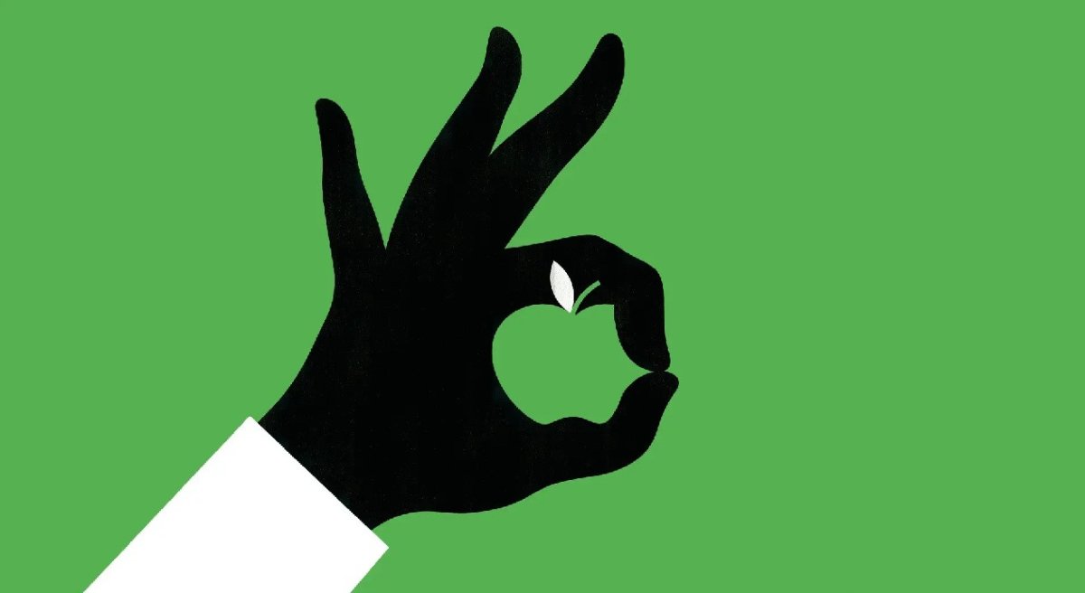 рука с яблоком