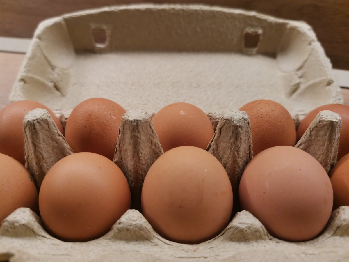 Куриные яйца в упаковке