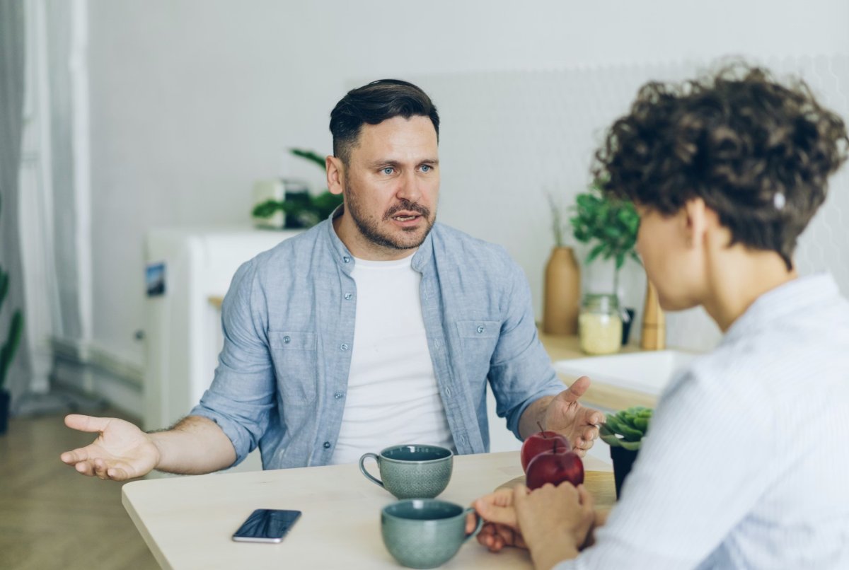 Злой мужчина