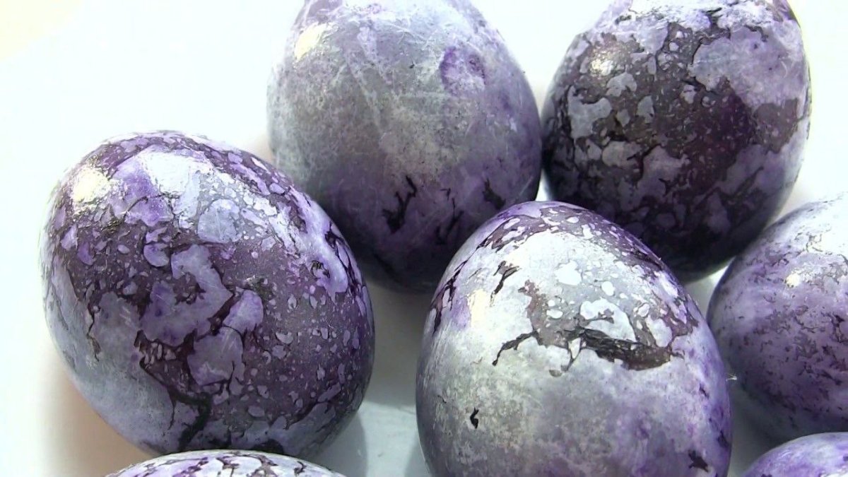 яйца к Пасхе с мраморным узором