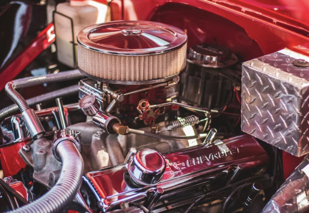 Мотор автомобиля