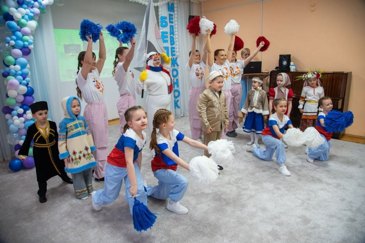 Малыши в детском саду