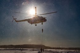 Вертолёт Ми-8 на учениях.