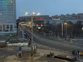 Дорога в центре Мурманска