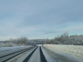 Дорога в Мурманской области.