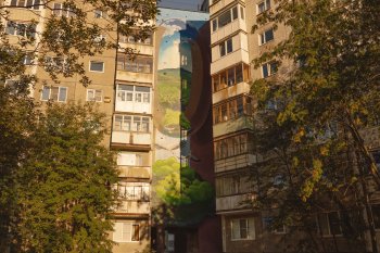 самый длинный дом в России в Мурманске, на проспекте Кольском.