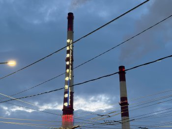 Трубы Мурманской ТЭЦ.