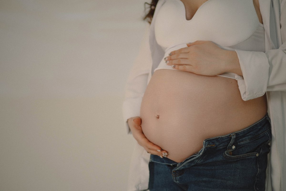 Беременная на фотосессии.