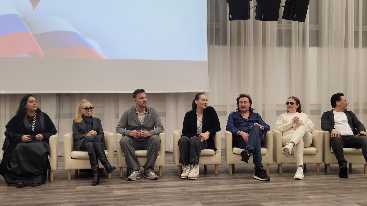 Члены жюри отборочного тура конкурса-фестиваля исполнителей песни Иосифа Кобзона в Мурманске