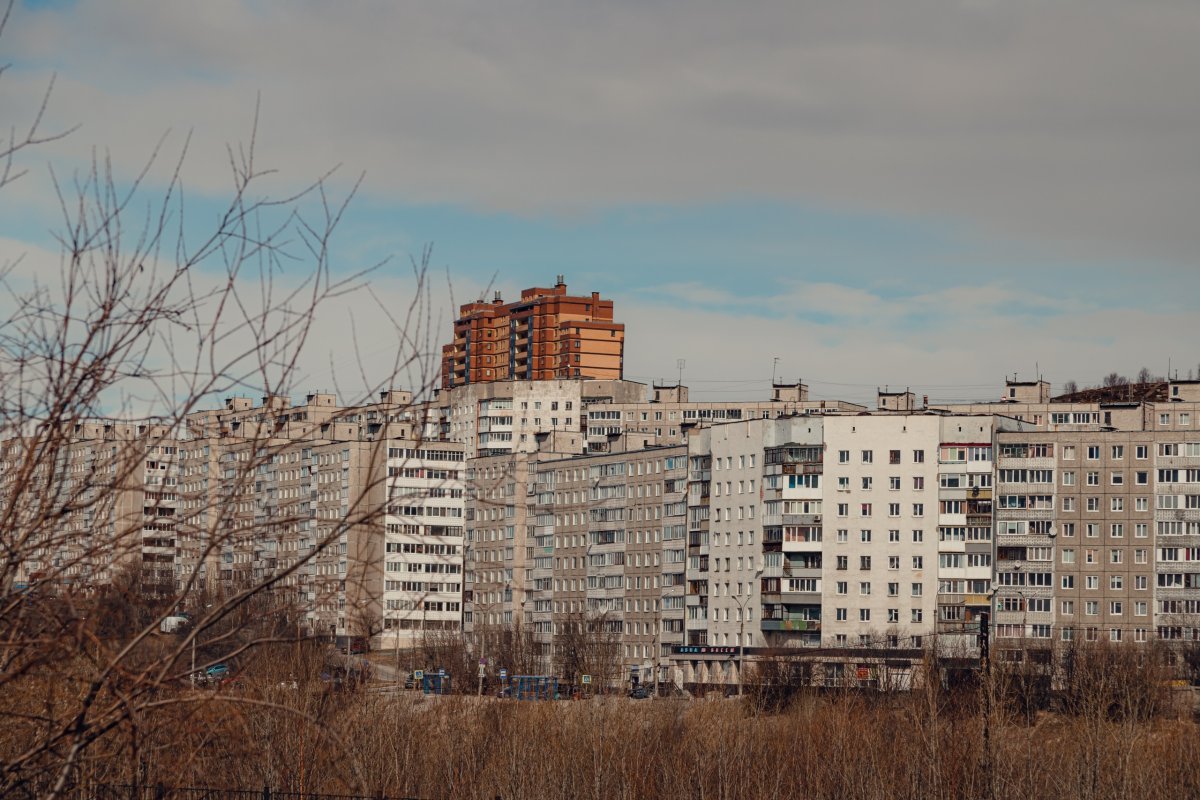 Многоэтажные дома в Мурманске