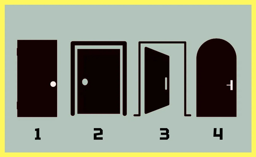 четыре разные двери