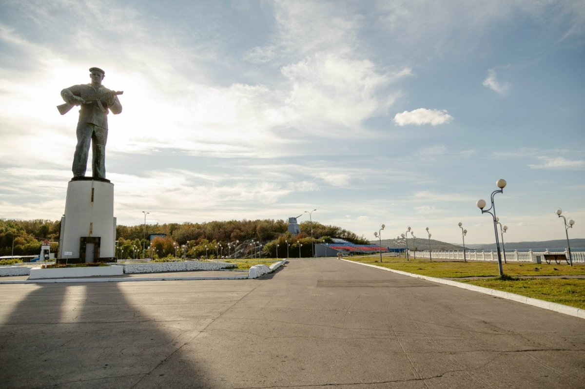 Приморская площадь в Североморске.