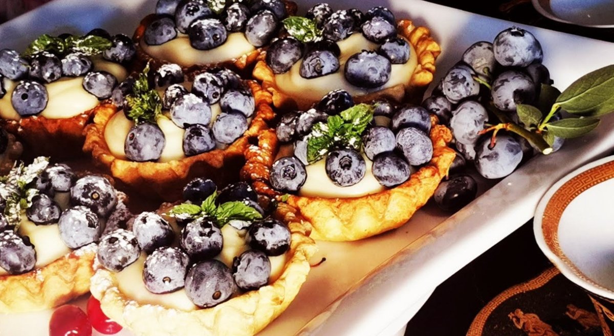 аппетитные корзиночки с ягодами