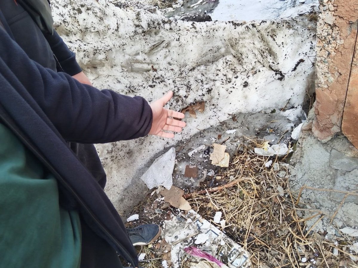 Фото с месте следствия.