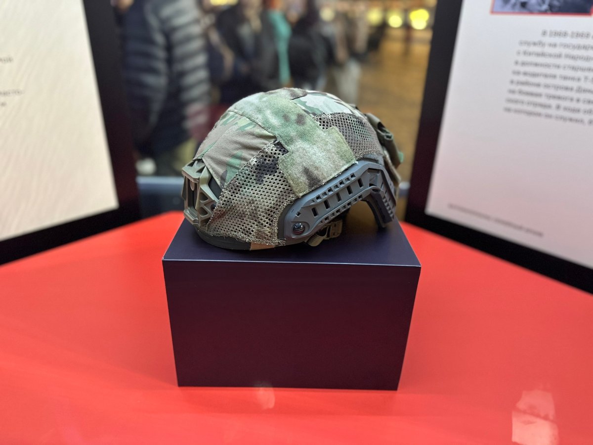 каска российского военнослужащего