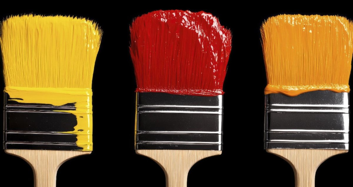 кисти с краской