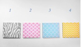 четыре цветные салфетки