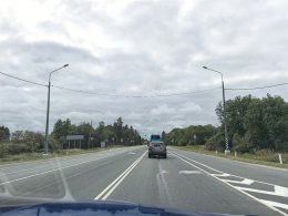 Вид на дорогу из окна автомобиля