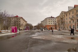 Улица в Североморске весной