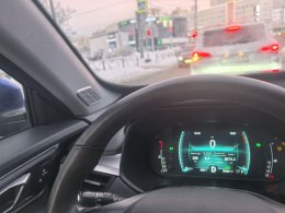 руль и вид через лобовое стелкло