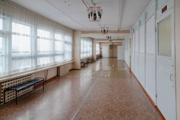 Школьный коридор в Мурманске