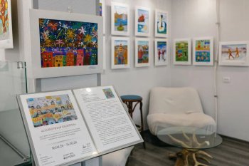 Выставка в Детской художественной школе Мурманска.