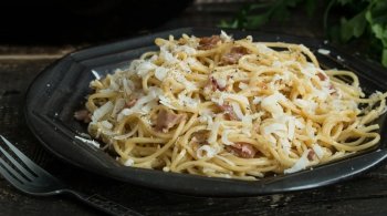 паста карбонара