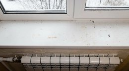 грязный подоконник