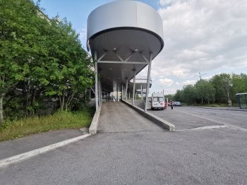 Вход в больницу.