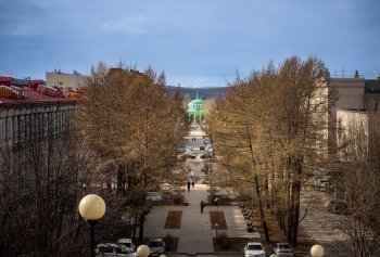 Вид на музыкальную аллею в Мурманске
