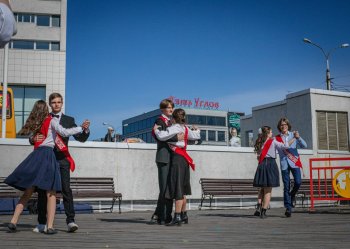 Последний звонок в Мурманске.