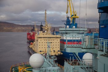 Ледоколы в мурманском порту