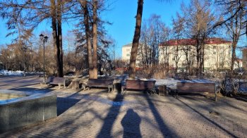 Солнечная погода в Мурманске весной