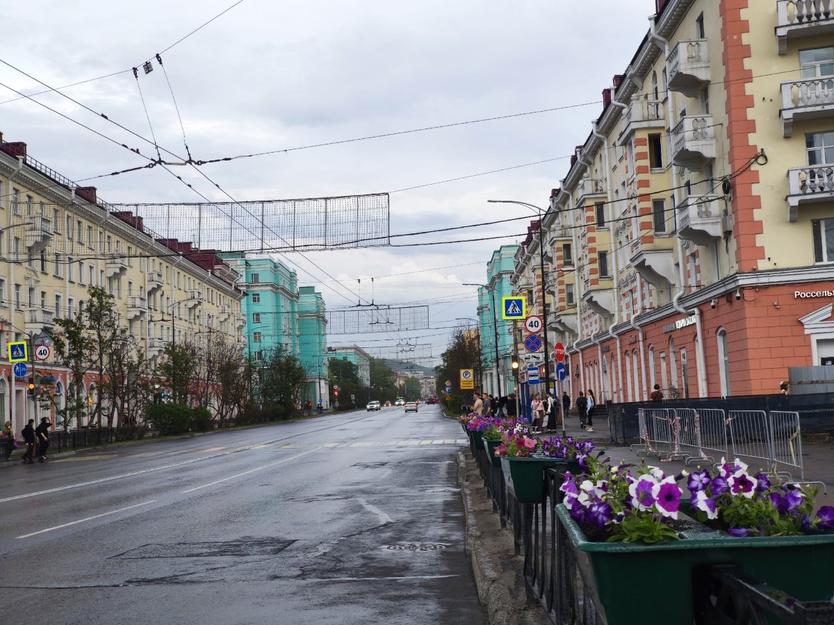 Проспект Ленина в долждливую погоду