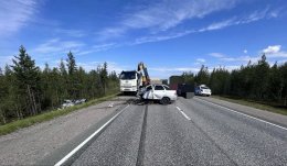 Место ДТП в Мурманской области.