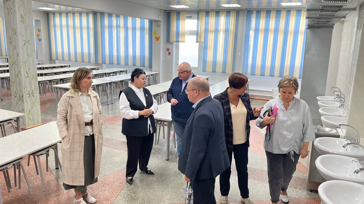 Комиссия в школе Мурманска