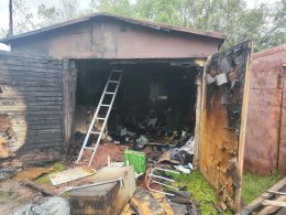 Пожар в гараже в Молочном