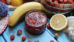 Варенье из клубники с бананом.