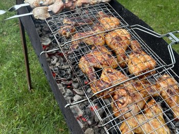 Куринные шашлыки.