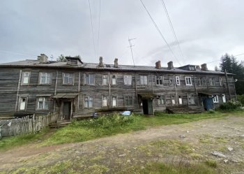 ветхий дом в Мурманской области