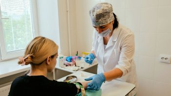 На приеме у медсестры