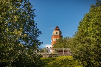 маяк в мурманске