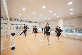 зал хореографии в спортшколе