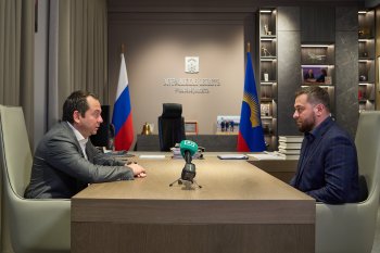 Губернатор Андрей Чибис и главврач областной больницы Сергей Чуксеев