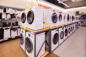 Бытовая техника в магазине