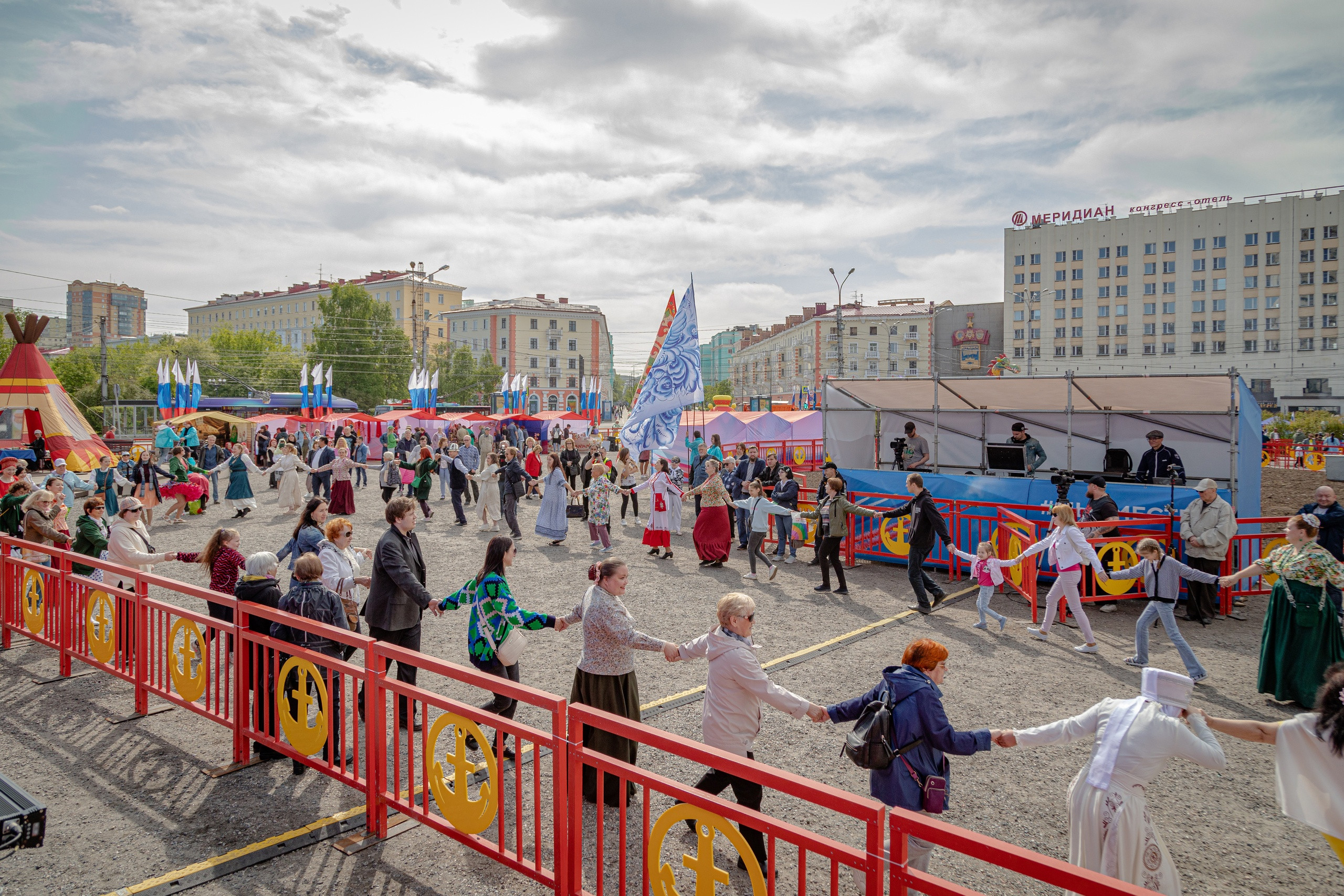 День угол. Мурманск мероприятия.